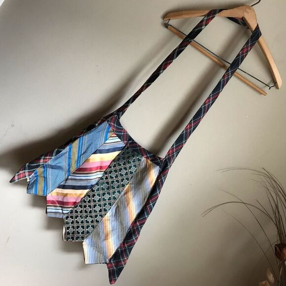 One of a kind Crossbody Tie Bag - Picture 2 of 8